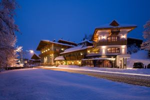 Hotel Obermair Fieberbrunn im Winter