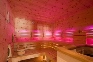 Sauna im Wellnessbereich im Hotel Obermair Fieberbrunn