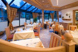 Wintergarten Restaurant im Hotel Obermair Fieberbrunn